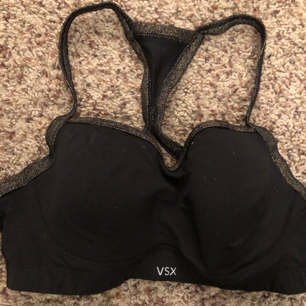 Victoria Secret Sports Bra 34D